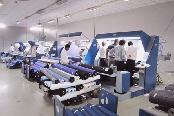 apparel manufacturing equipment
